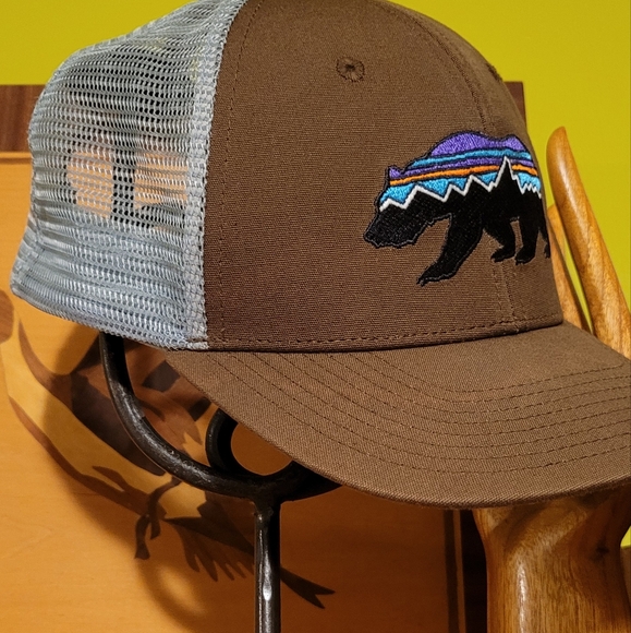 Trucker style hat - Picture 1 of 5